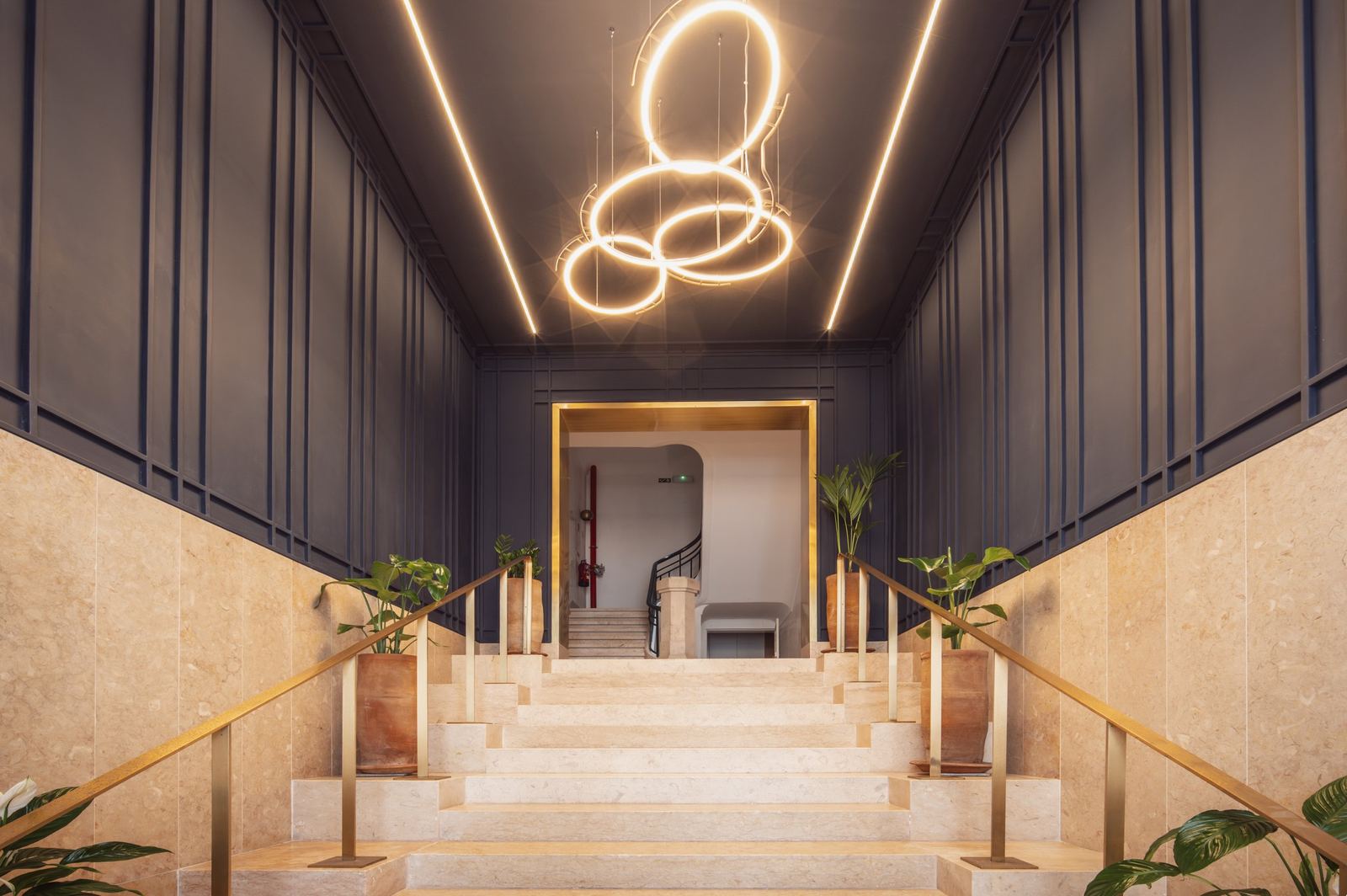 Luxury Apartment in the Heart of Lisbon — 2
